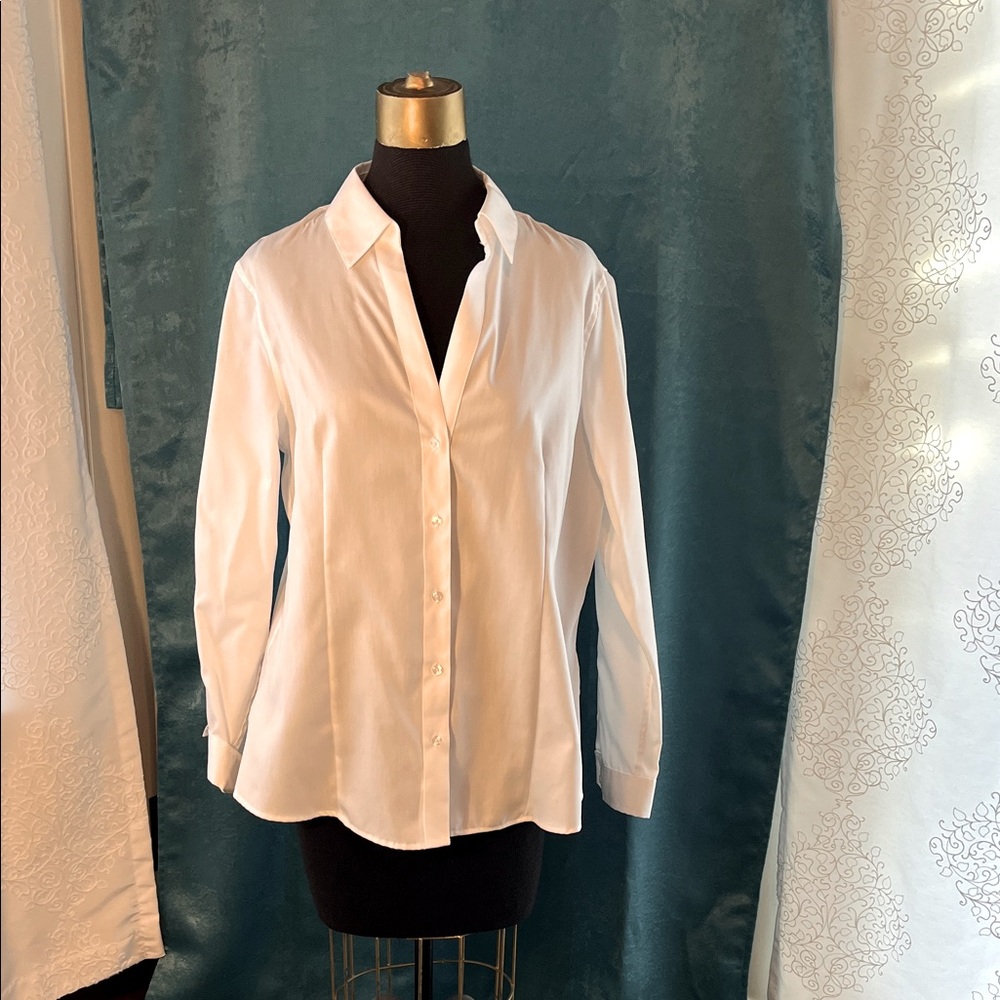 Jones NY Classic White Women's Button-Up Shirt